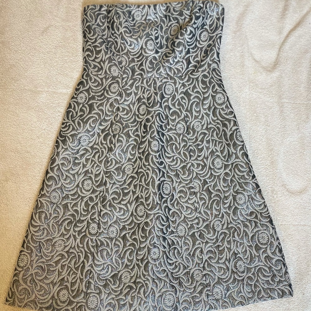 Beautiful silver and grey brocade cocktail dress.